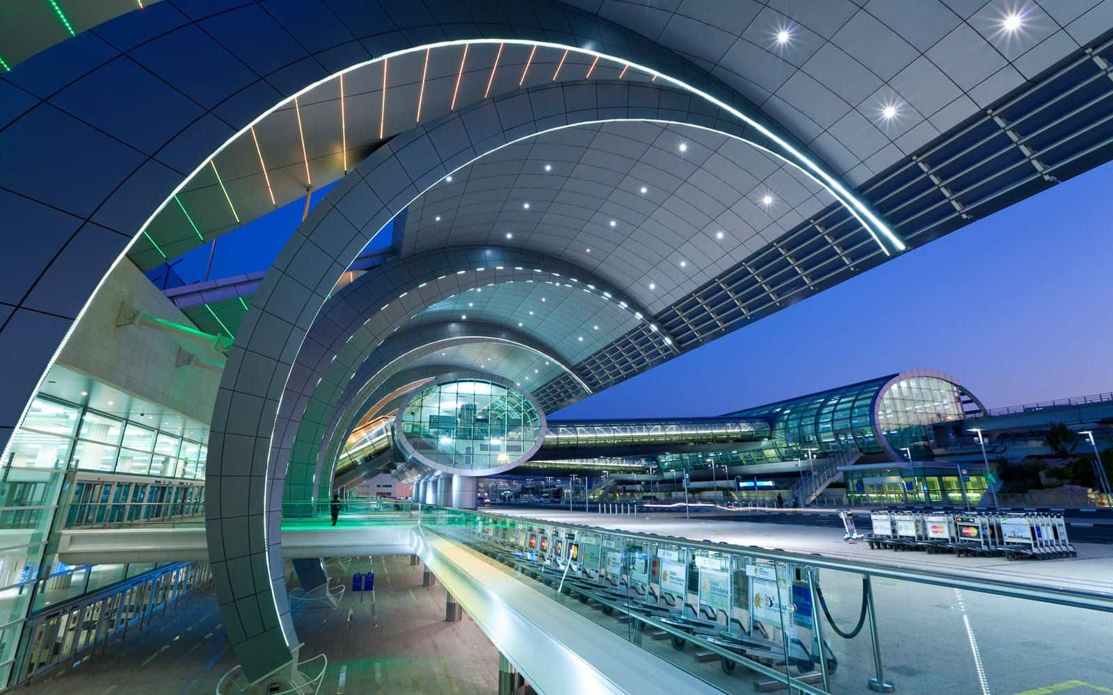 همه چیز درباره ی فرودگاه دبی